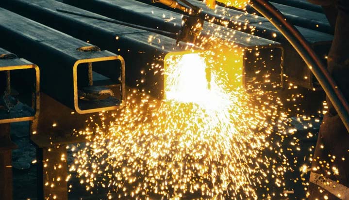 Soldadura de múltiple material metálico.